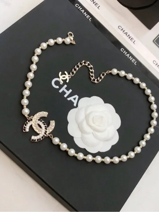Chanel Pearl & Gold-Tone CC Logo Necklace - Picture 3 of 5
